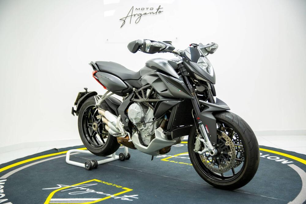 MV Agusta Rivale 800 EAS (2013 -15) (2)