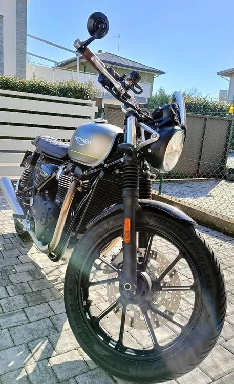 Triumph Speed Twin 900 (2023 - 24) (4)