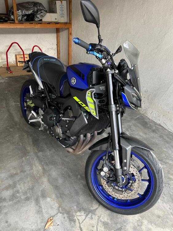 Yamaha MT-09 (2017 - 20) (4)