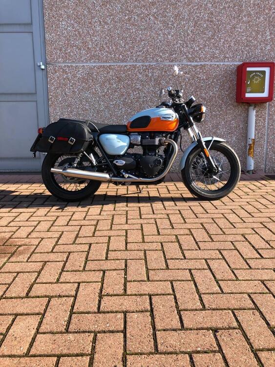 Triumph Bonneville T100 (2021 - 25)