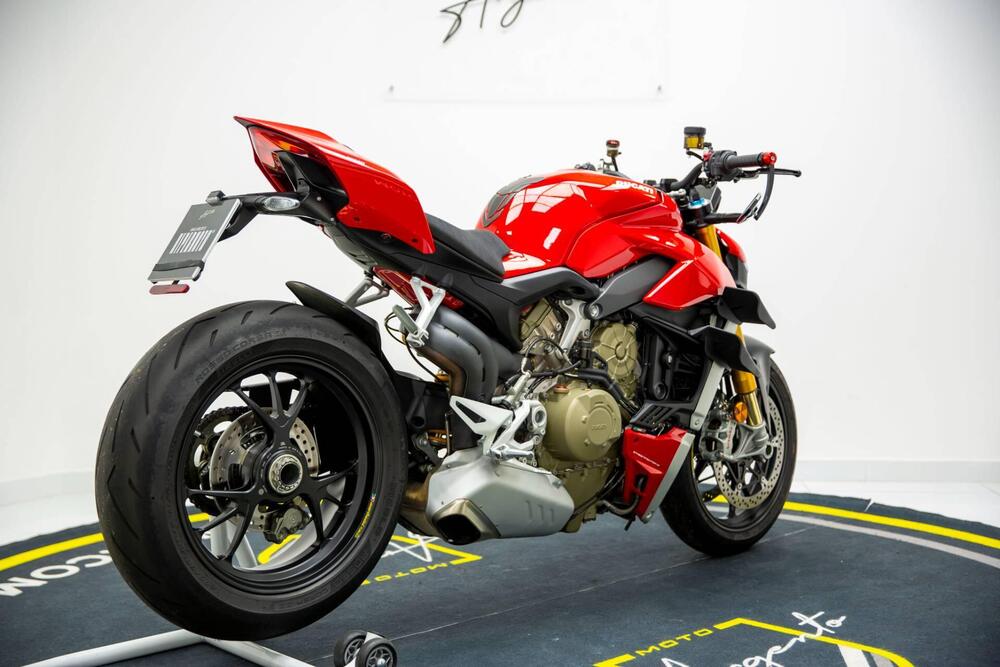 Ducati Streetfighter V4 1100 S (2020) (4)