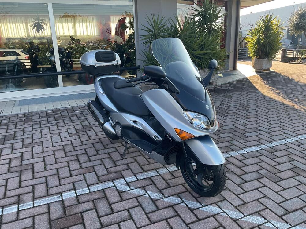 Yamaha T-Max 500 (2001 - 03) (2)