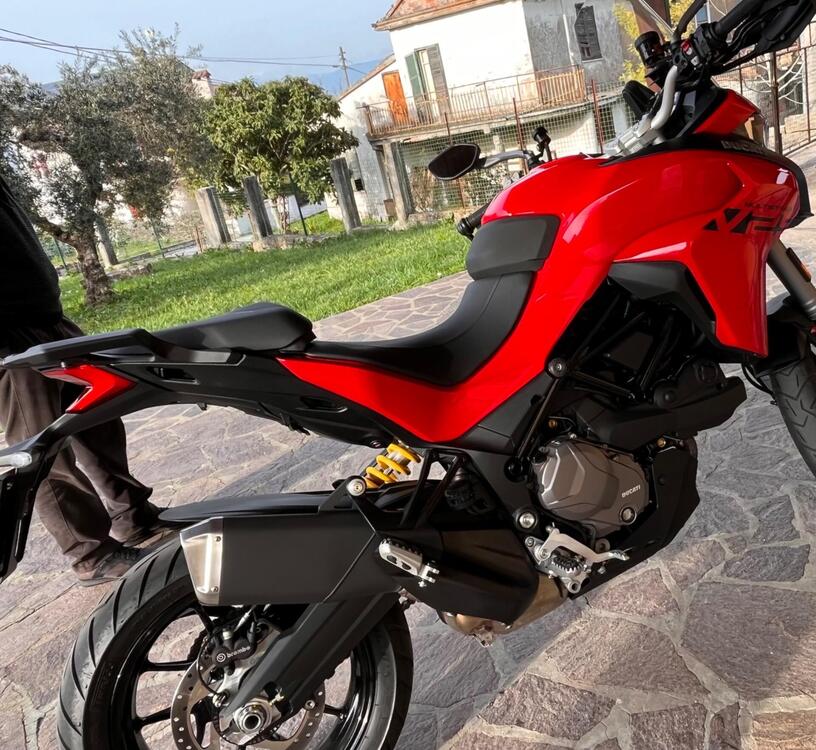 Ducati Multistrada V2 S (2022 - 24) (3)