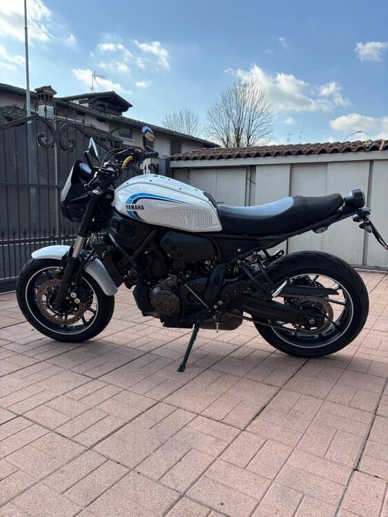 Yamaha XSR 700 (2022 - 25) (3)