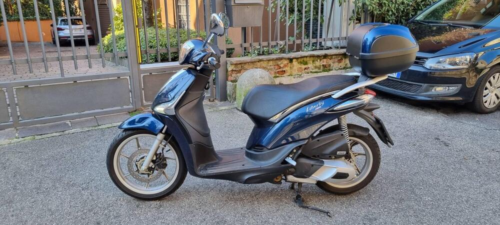 Piaggio Liberty 150 i-get ABS (2016) (3)