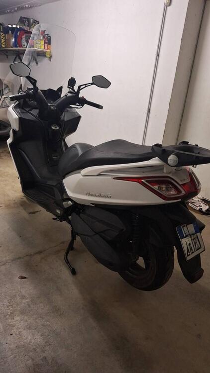 Kymco Downtown 350i ABS (2015 - 17) (4)