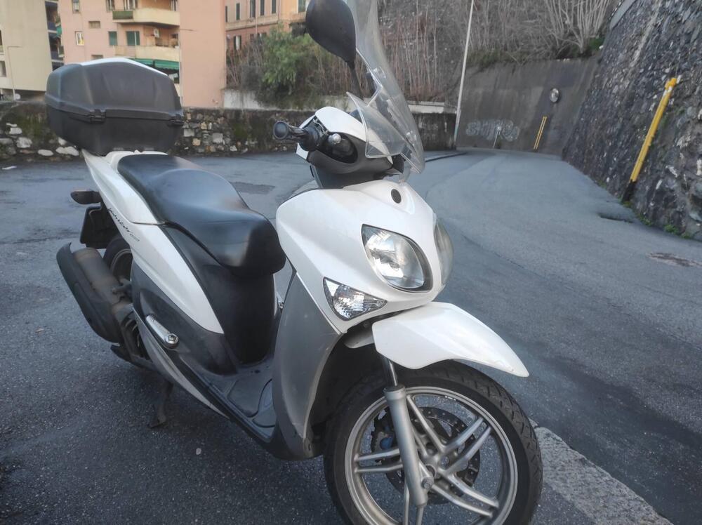 Yamaha Xenter 125 (2011 - 14) (2)