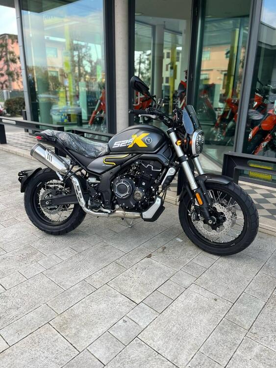 Voge Trofeo 525ACX Scrambler (2023 - 25)