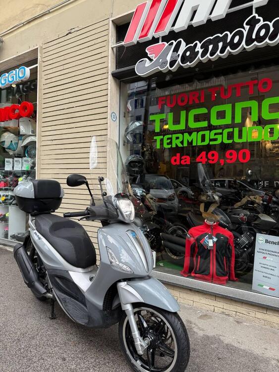 Piaggio Beverly 350 Tourer (2020) (5)