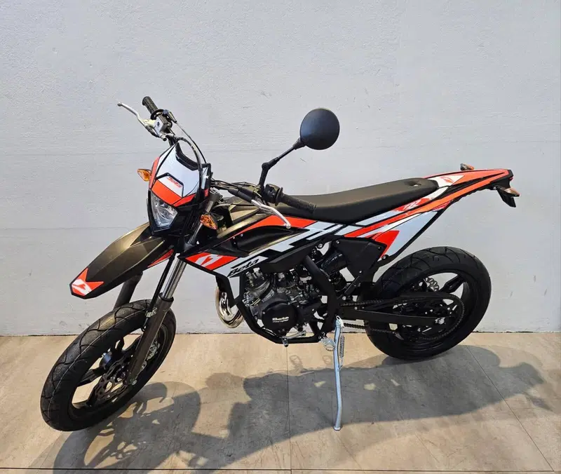 Betamotor RR 50 Motard (2021 - 26) (2)