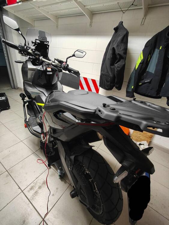 Honda X-ADV 750 DCT (2021 - 24) (2)