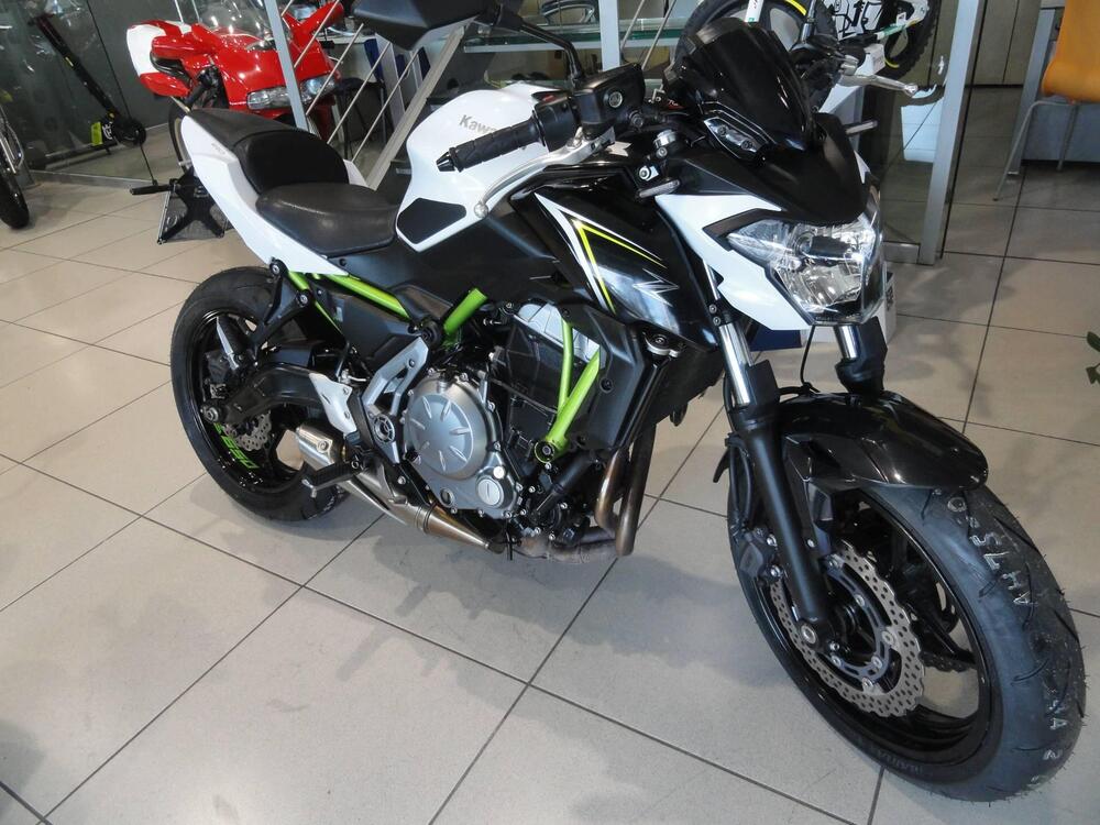 Kawasaki Z 650 (2017 - 19) (2)