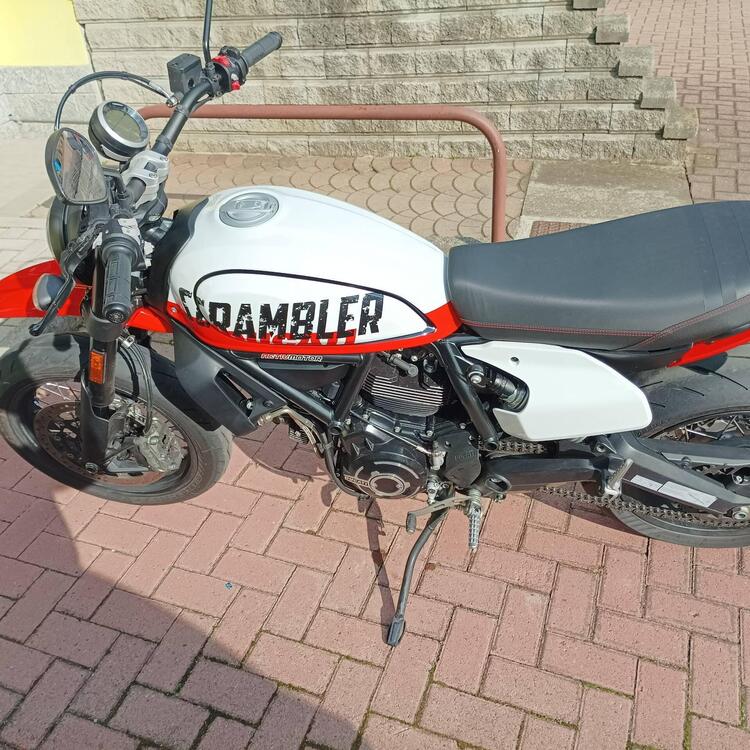 Ducati Scrambler 800 Urban Motard (2022)