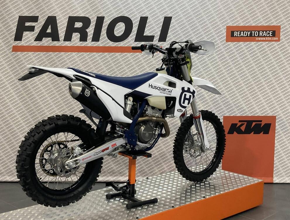 Husqvarna FE 250 (2022) (2)