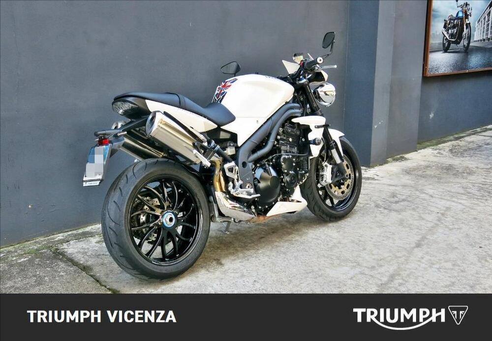 Triumph Speed Triple 1050 (2011 - 13) (4)