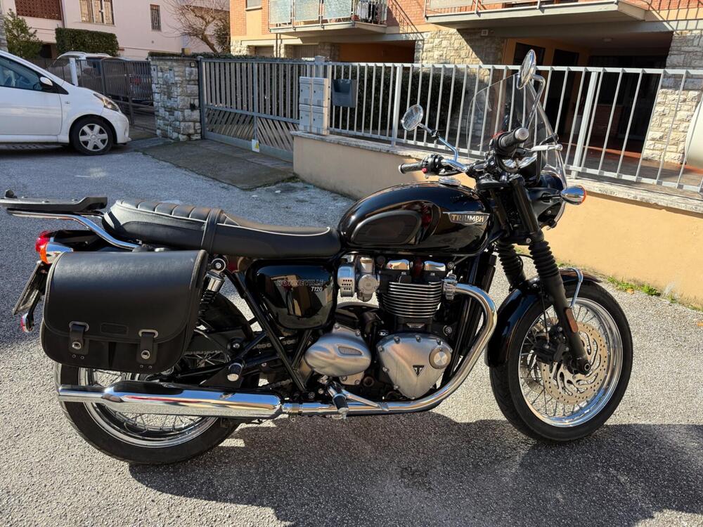 Triumph Bonneville T120 (2016 - 20) (4)