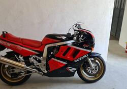 Suzuki GSX R 1100 (1989 - 90) usata