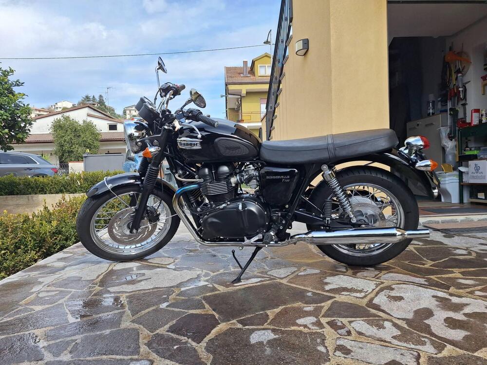 Triumph Bonneville T100 (2008 - 16) (2)