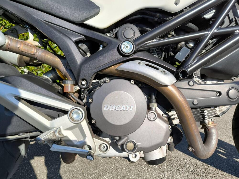 Ducati Monster 696 Plus (2007 - 14) (3)