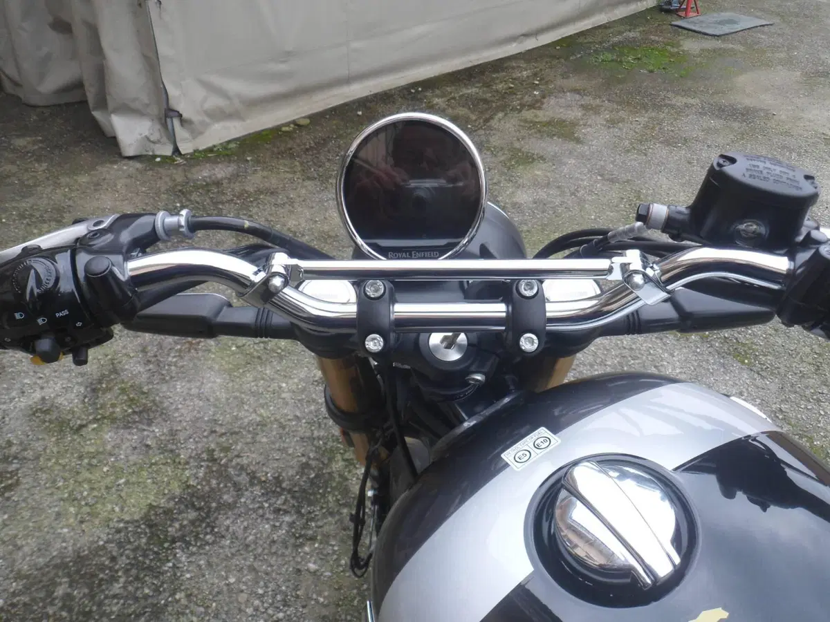 Royal Enfield Bear 650 (2025 - 26) (5)