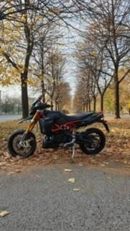 Aprilia Dorsoduro 900 (2017 - 20)