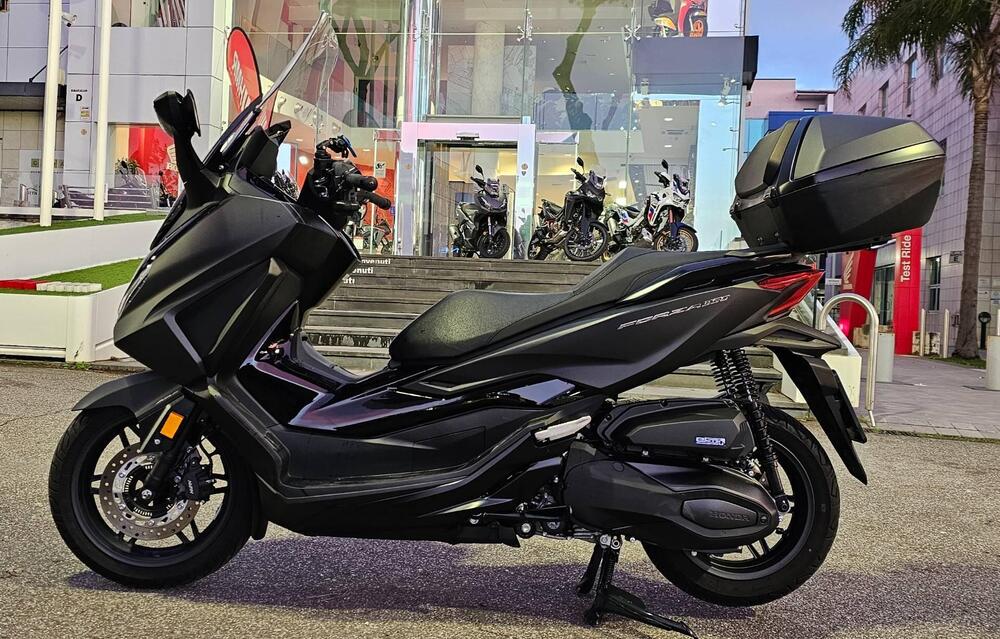 Honda Forza 350 Deluxe (2022 - 24) (4)