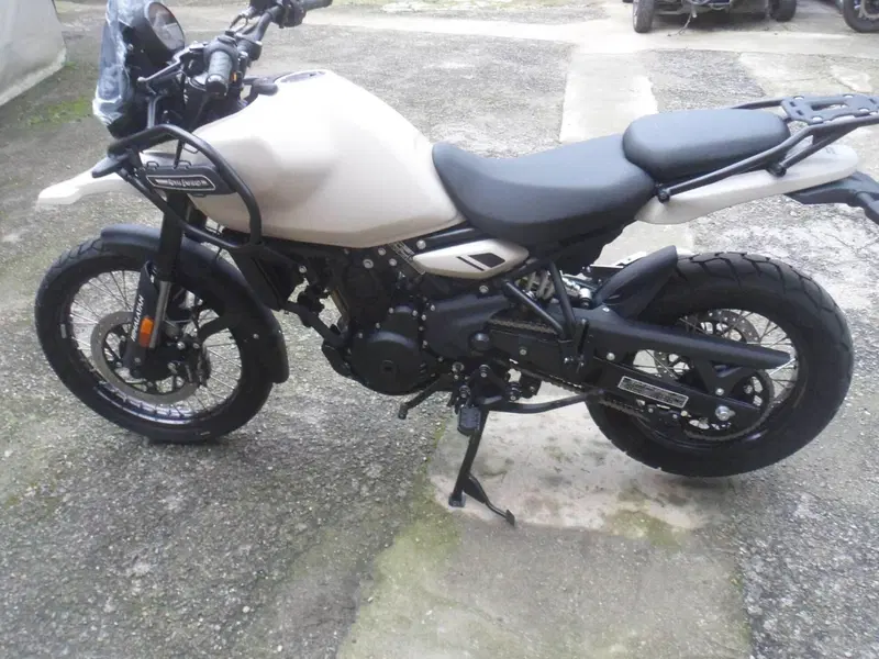 Royal Enfield Himalayan 450 (2024 - 26) (5)