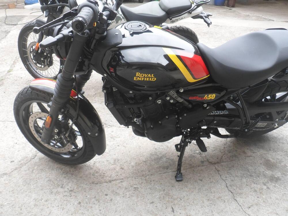 Royal Enfield Guerrilla 450 (2024 - 25) (5)