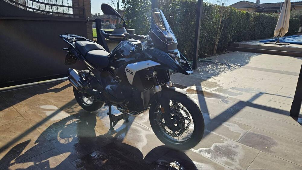 Bmw R 1300 GS Triple Black (2023 - 25) (2)