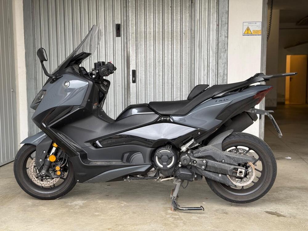 Yamaha T-Max 560 Tech Max (2022 - 24)