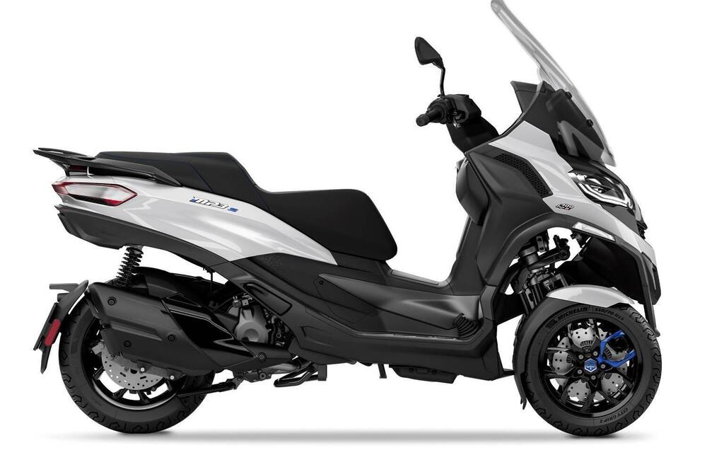 Piaggio MP3 400 Sport Hpe (2025) (2)