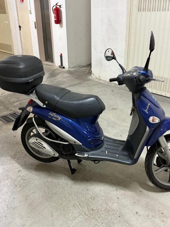 Piaggio Liberty 150 LE 4T (2000 - 03) (2)