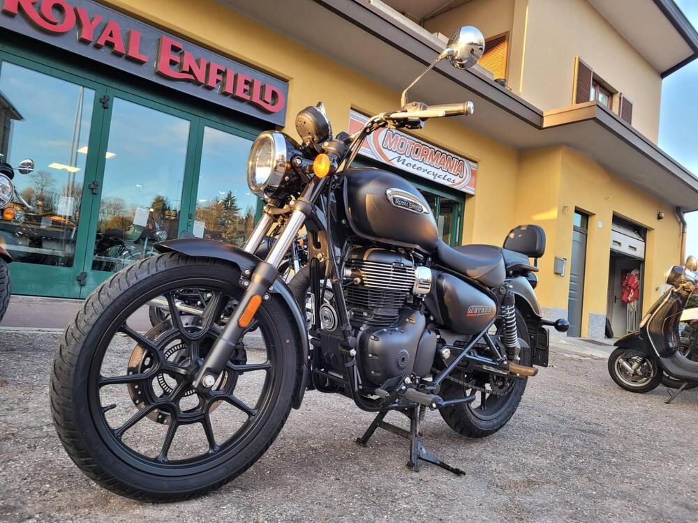 Royal Enfield Meteor 350 Stellar (2021 - 25) (3)