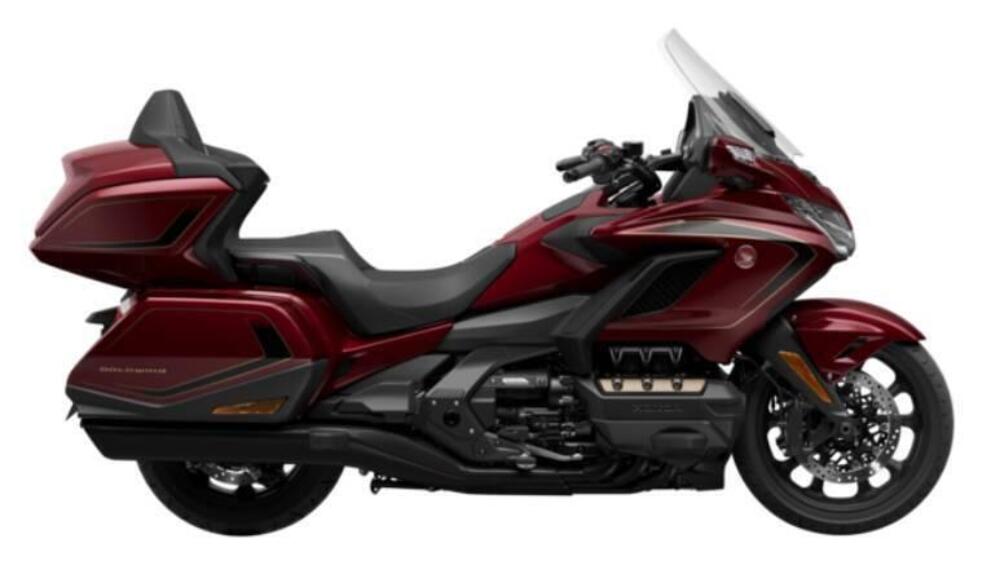 Honda GL 1800 Gold Wing Tour (2025) (2)