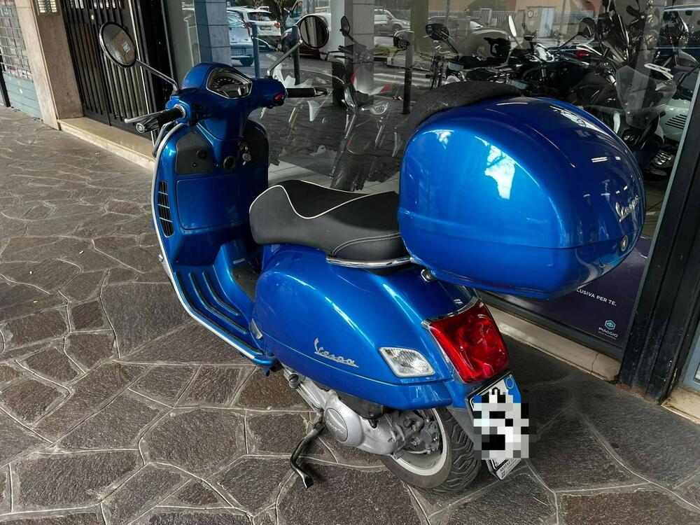 Vespa GTS 300 Super (2008 - 16) (3)