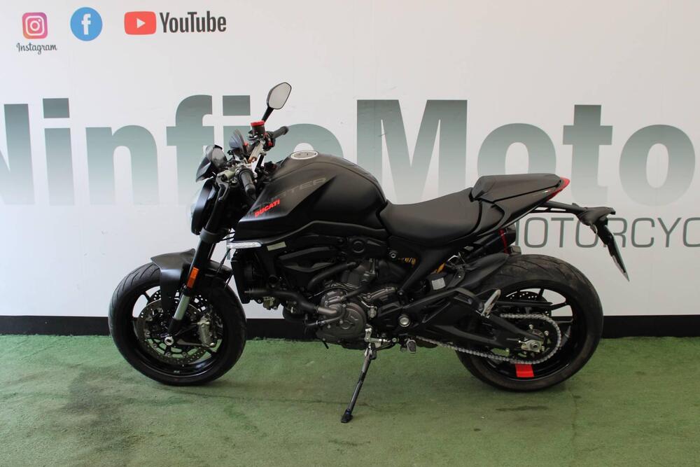 Ducati Monster 937 + (2021 - 25) (4)