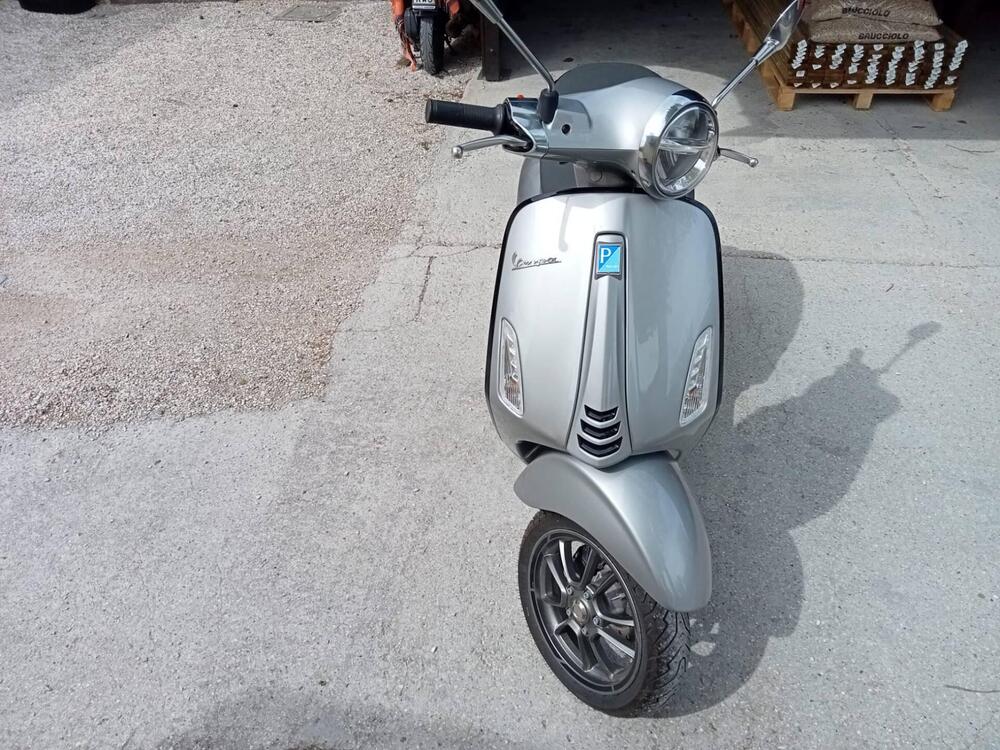 Vespa Vespa Elettrica 70 Red (2022 - 24) (2)