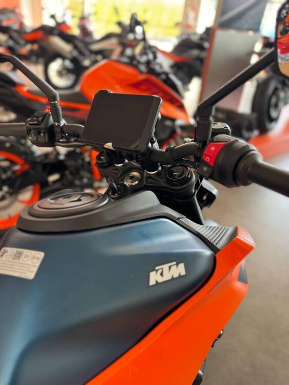 KTM 125 Duke (2024 - 25) (4)