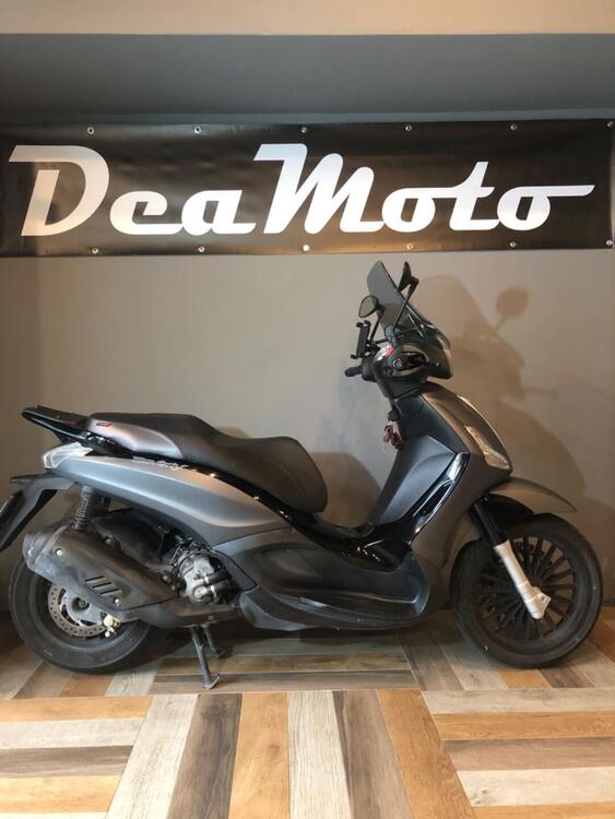 Piaggio Beverly 300 i.e. (2010 - 16) (2)