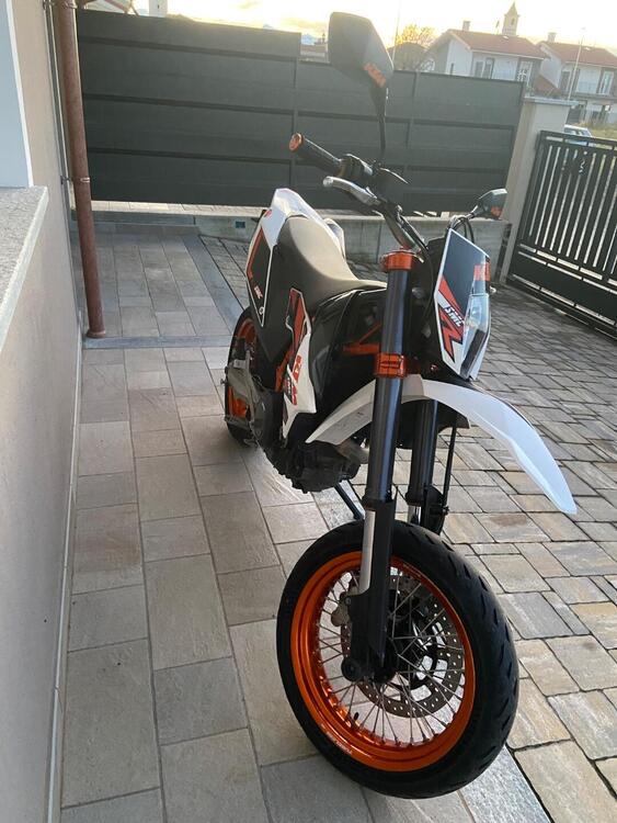 KTM 690 SMC R (2019 - 20) (3)