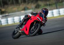 TEST Ducati Panigale V2S: meno peso, meno impegno. Ha ragione Marc Marquez? [VIDEO e GALLERY]