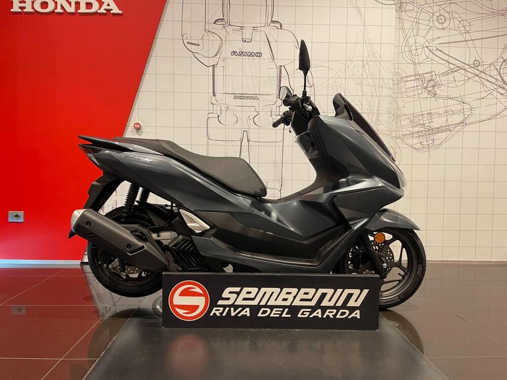 Honda PCX 125 (2025)