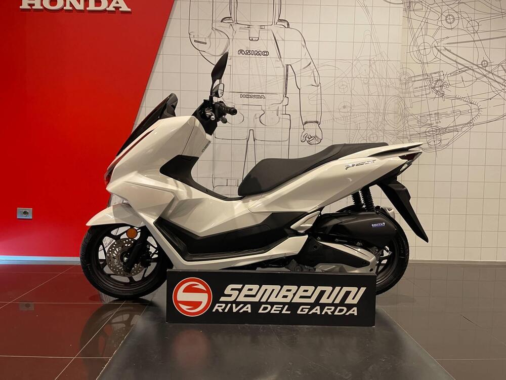 Honda PCX 125 (2025) (5)