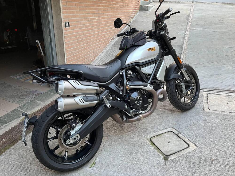 Ducati Scrambler 1100 Dark Pro (2020 - 24) (4)