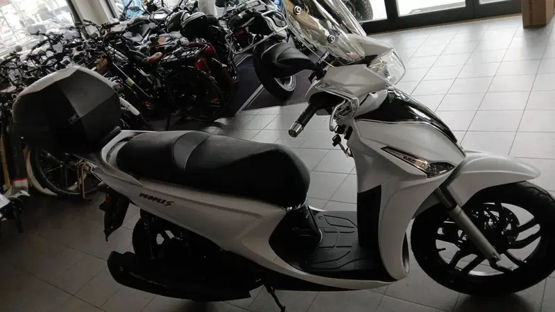 Kymco People 125i S ABS (2024 - 26) (4)