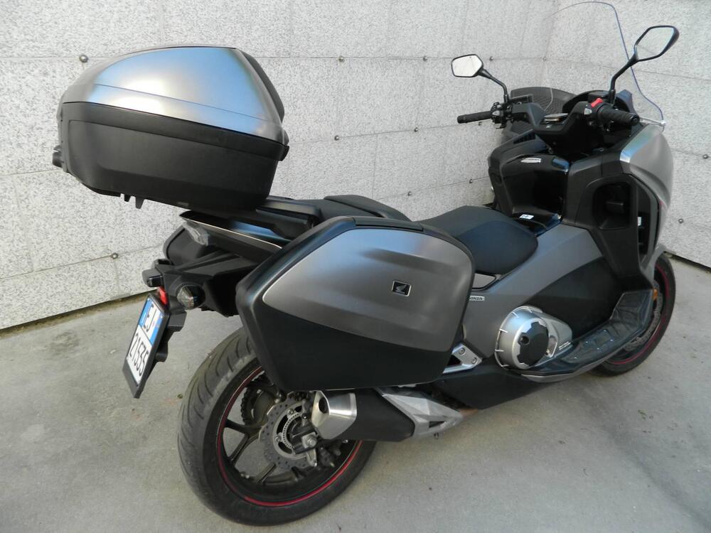 Honda Integra 750 DCT Sport (2017) (2)