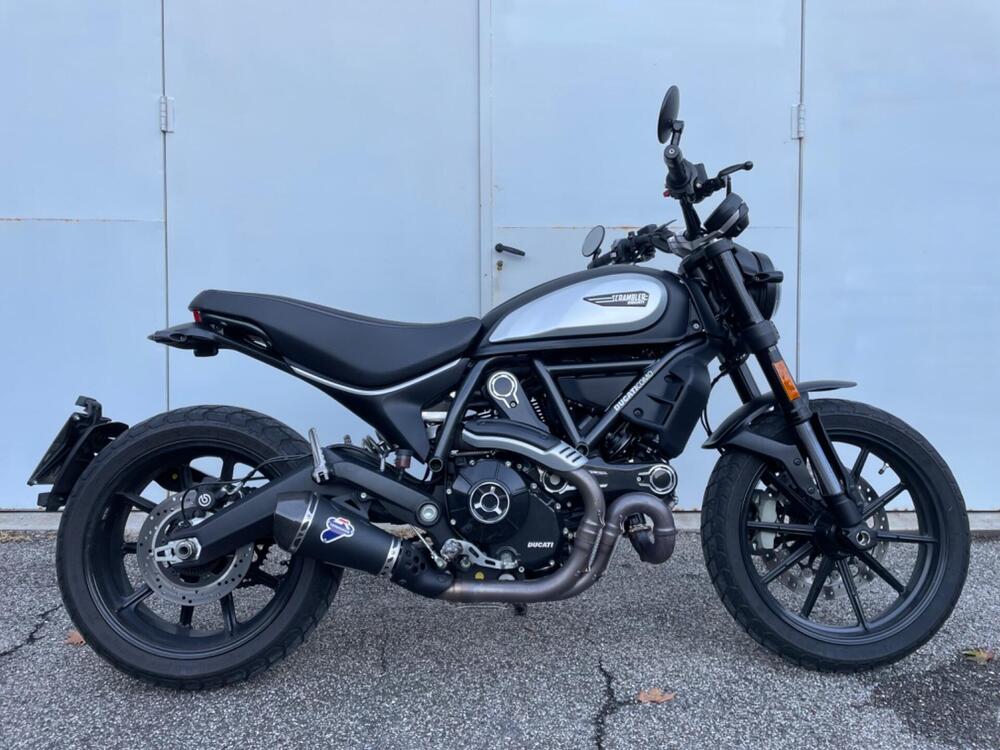 Ducati Scrambler 800 Icon Dark (2020)