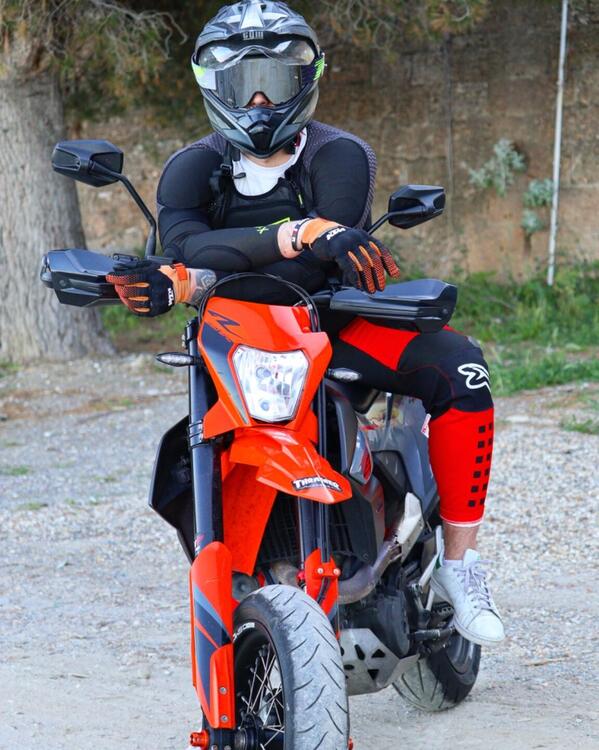 KTM 690 SMC R (2023 - 25) (5)