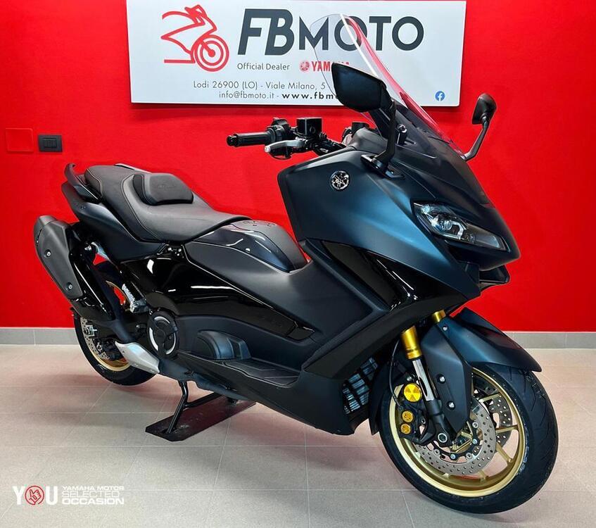 Yamaha T-Max 560 Tech Max (2022 - 24) (2)