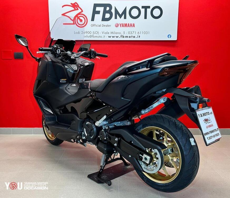 Yamaha T-Max 560 Tech Max (2022 - 24) (3)